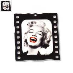 Πλέξι Ακρυλικό Μοτίφ Κορνίζα Marilyn Monroe 40x45mm - Άσπρο Μαρμαριζέ/ Μαύρο/ Κόκκινο ΚΩΔ:71460289.281-NG